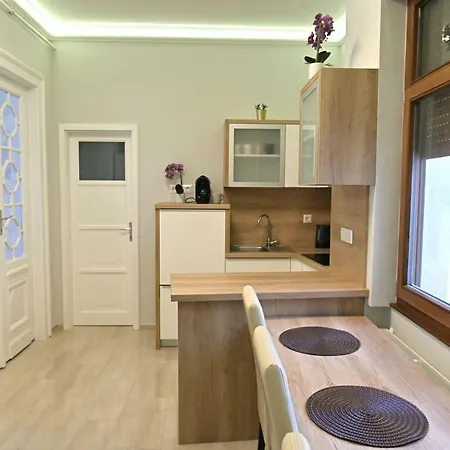 Aura Apartman
